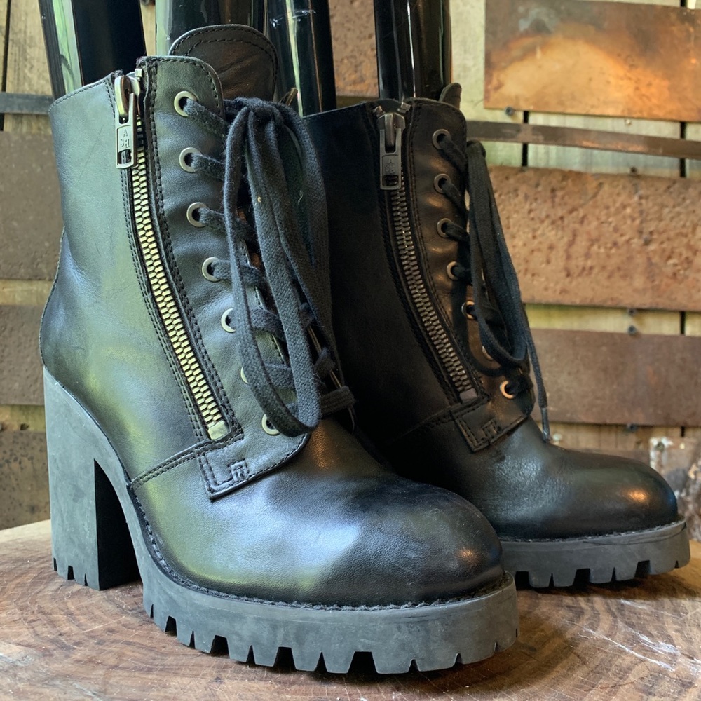 Ash Poker Leather Ankle Boots